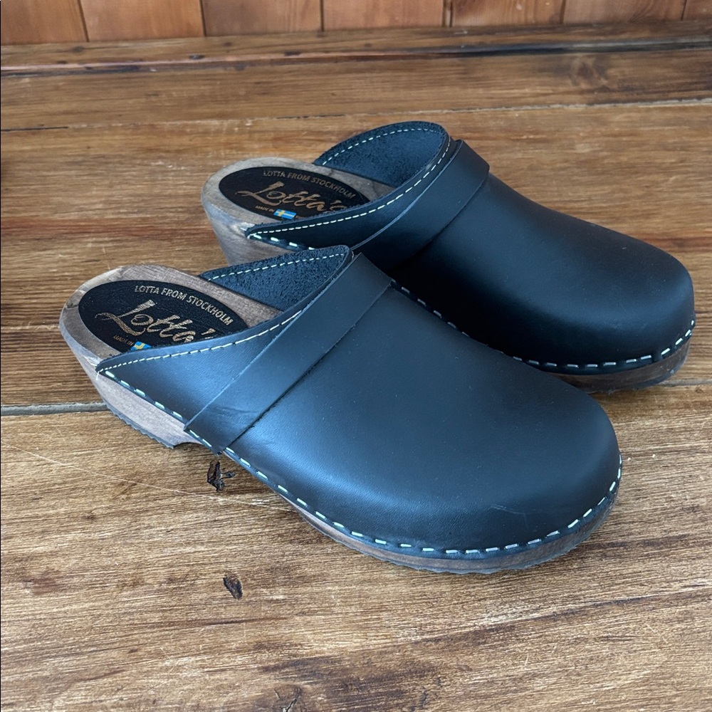Lotta From Stockholm Black Leather Clogs
